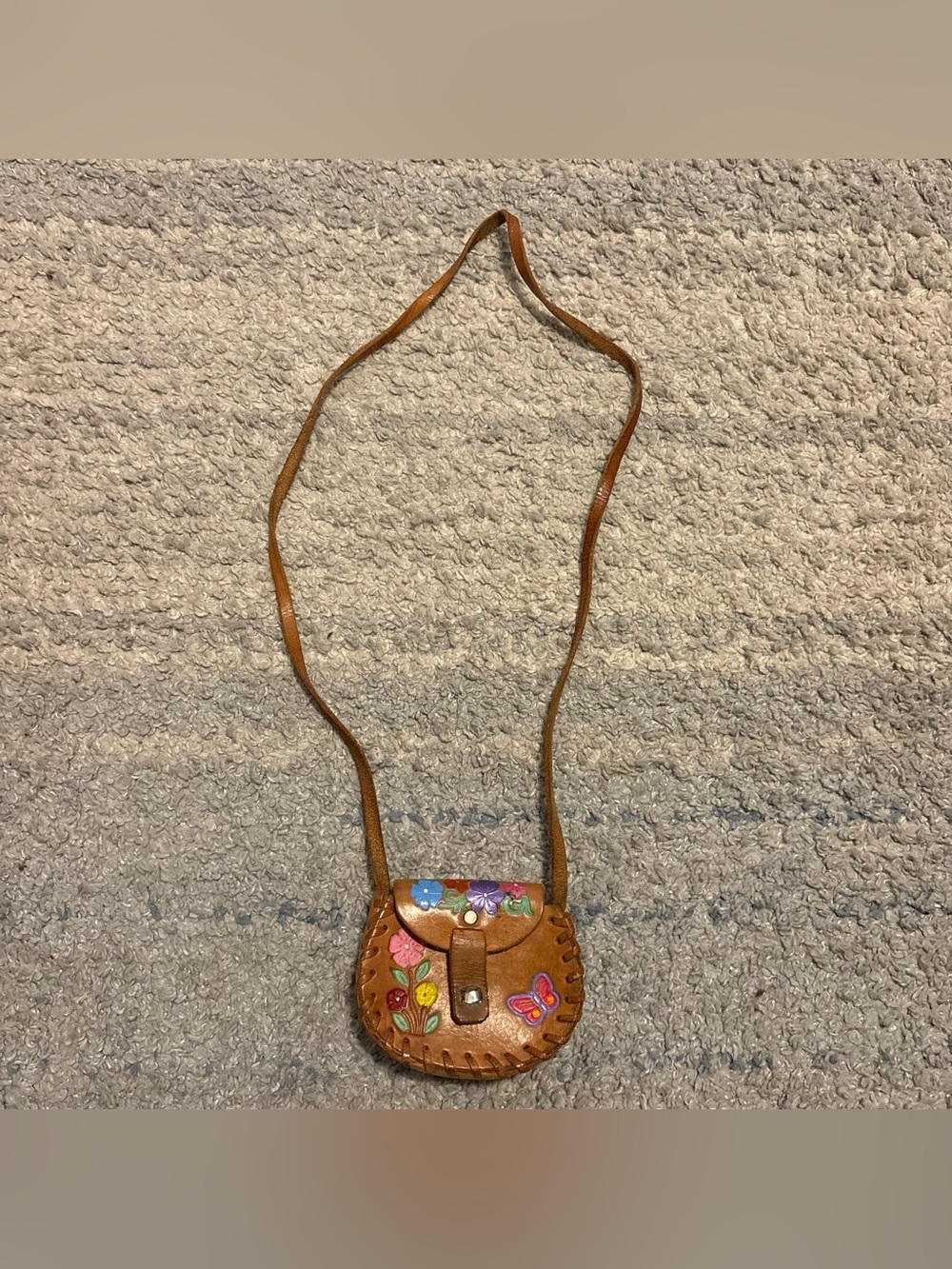Vintage Hand Tooled Leather Floral Butterfly Mini Crossbody Coin Purse Bag